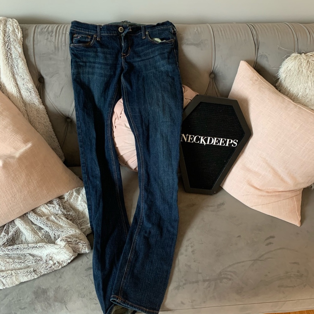 Skinny Hollister Jeans (5L)